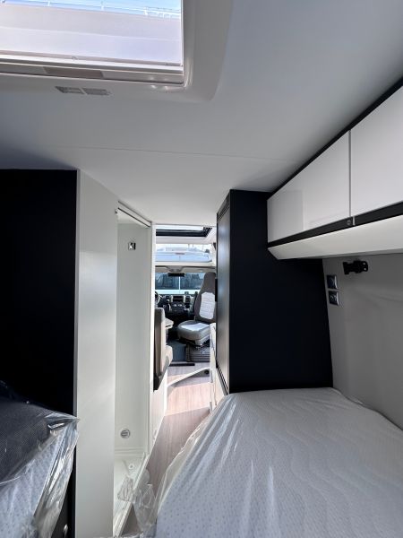 Twin Supreme 640 SLB Sunroof XL