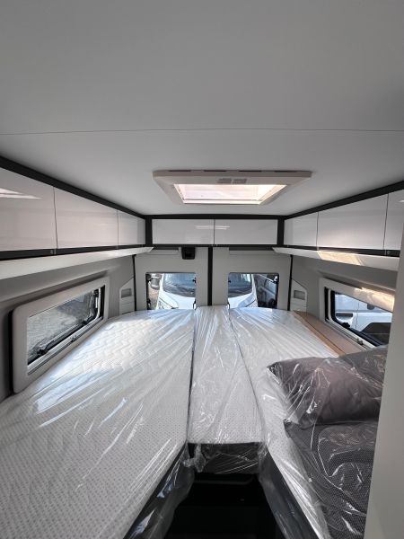 Twin Supreme 640 SLB Sunroof XL