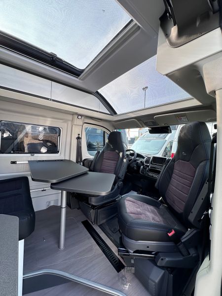 Twin Supreme 640 SLB Sunroof XL